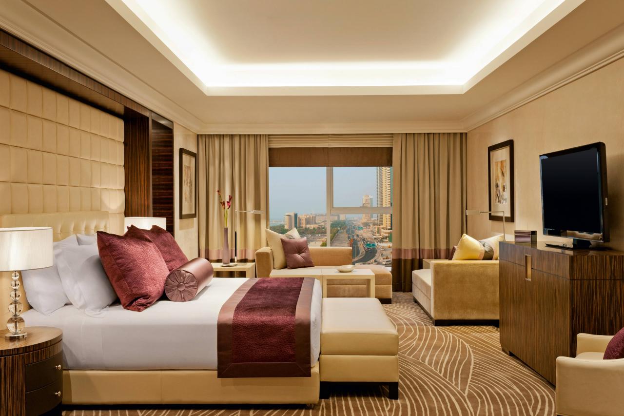 Top rated luxury hotels in the UAE with stunning views